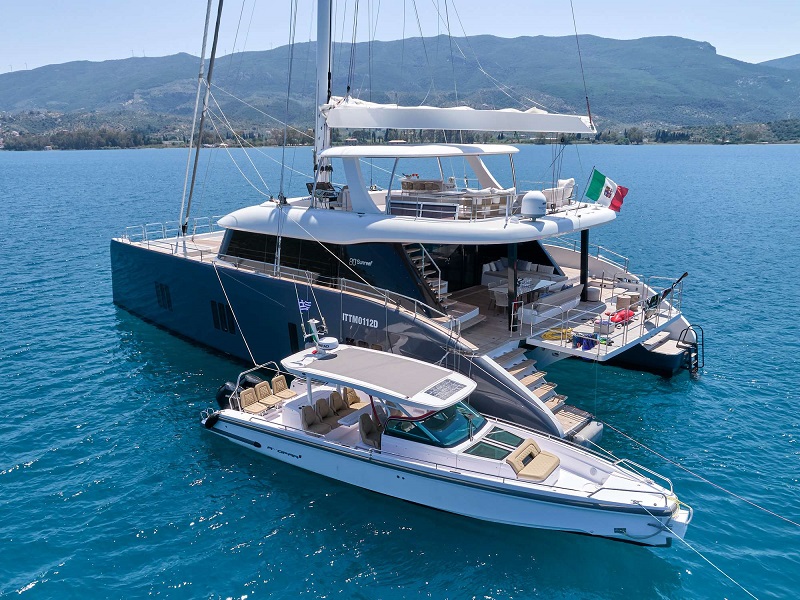 Luxury yacht rentals Greek islands. Yacht hire Greek islands. Yacht charters in Greece with crew. Catamaran charter in Greece, Mediterranean.